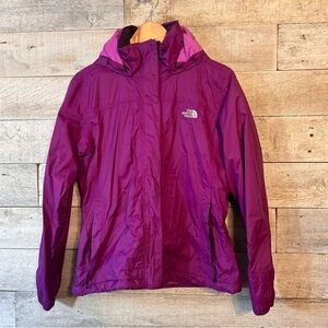 The North Face women’s fuchsia waterproof hyvent hooded jacket in size medium‎
